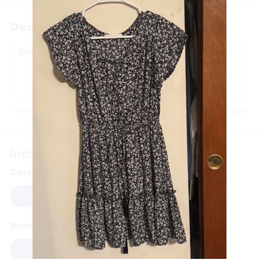 Max Studio Black and White Floral Mini Dress